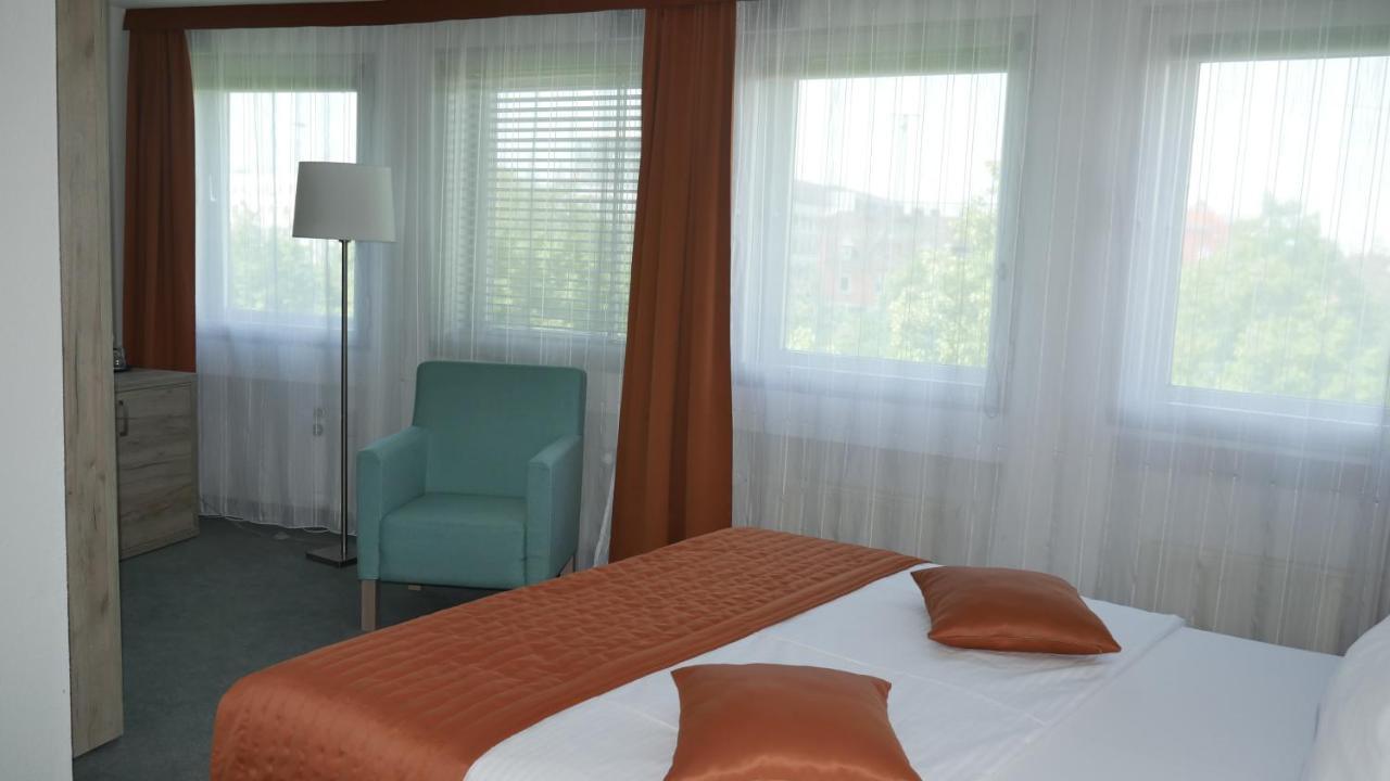 Komfort Hotel Людвигсбург Экстерьер фото