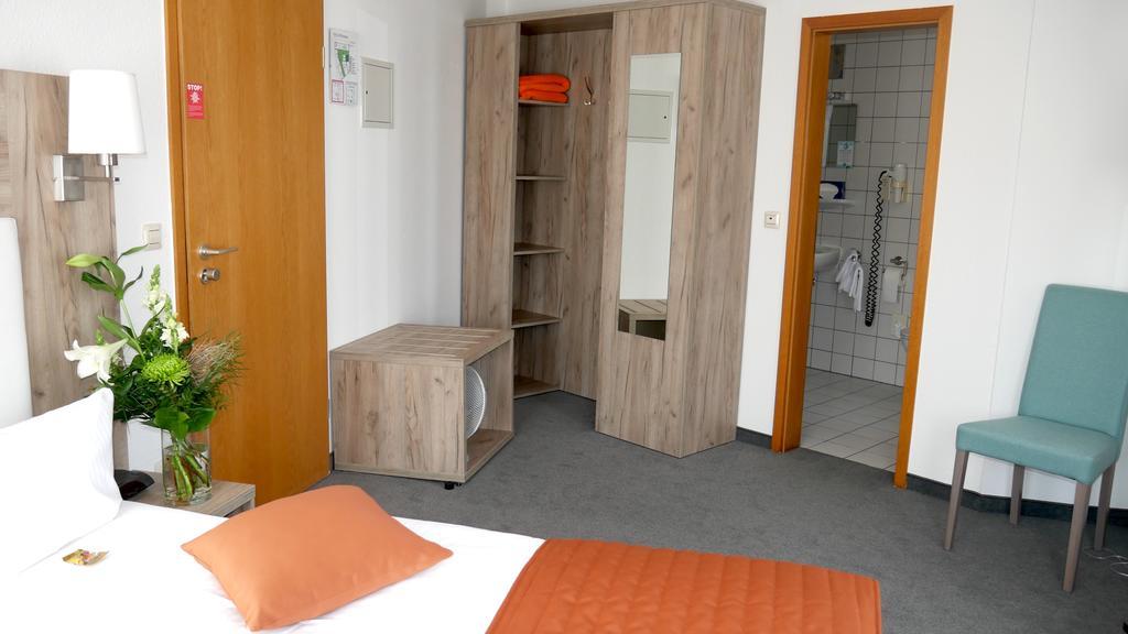 Komfort Hotel Людвигсбург Экстерьер фото